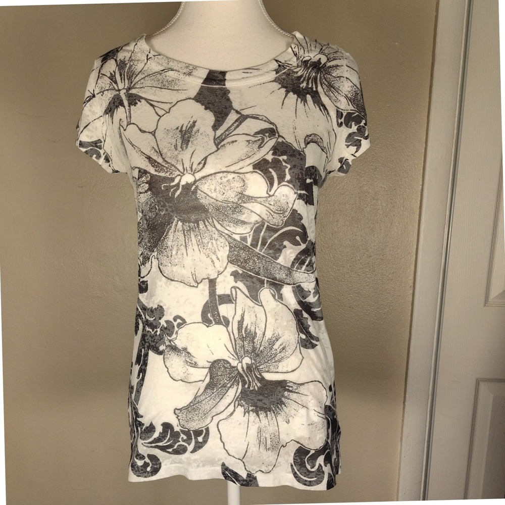 Cultureplug Womens Large Floral Burnout Scroll Short Sleeve Top Black White